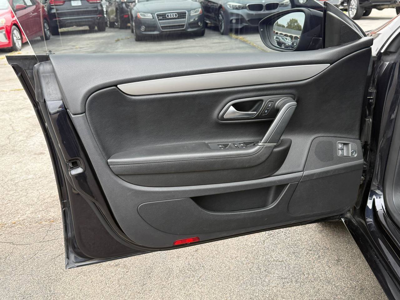 Used 2012 Volkswagen CC Sport FWD image 13