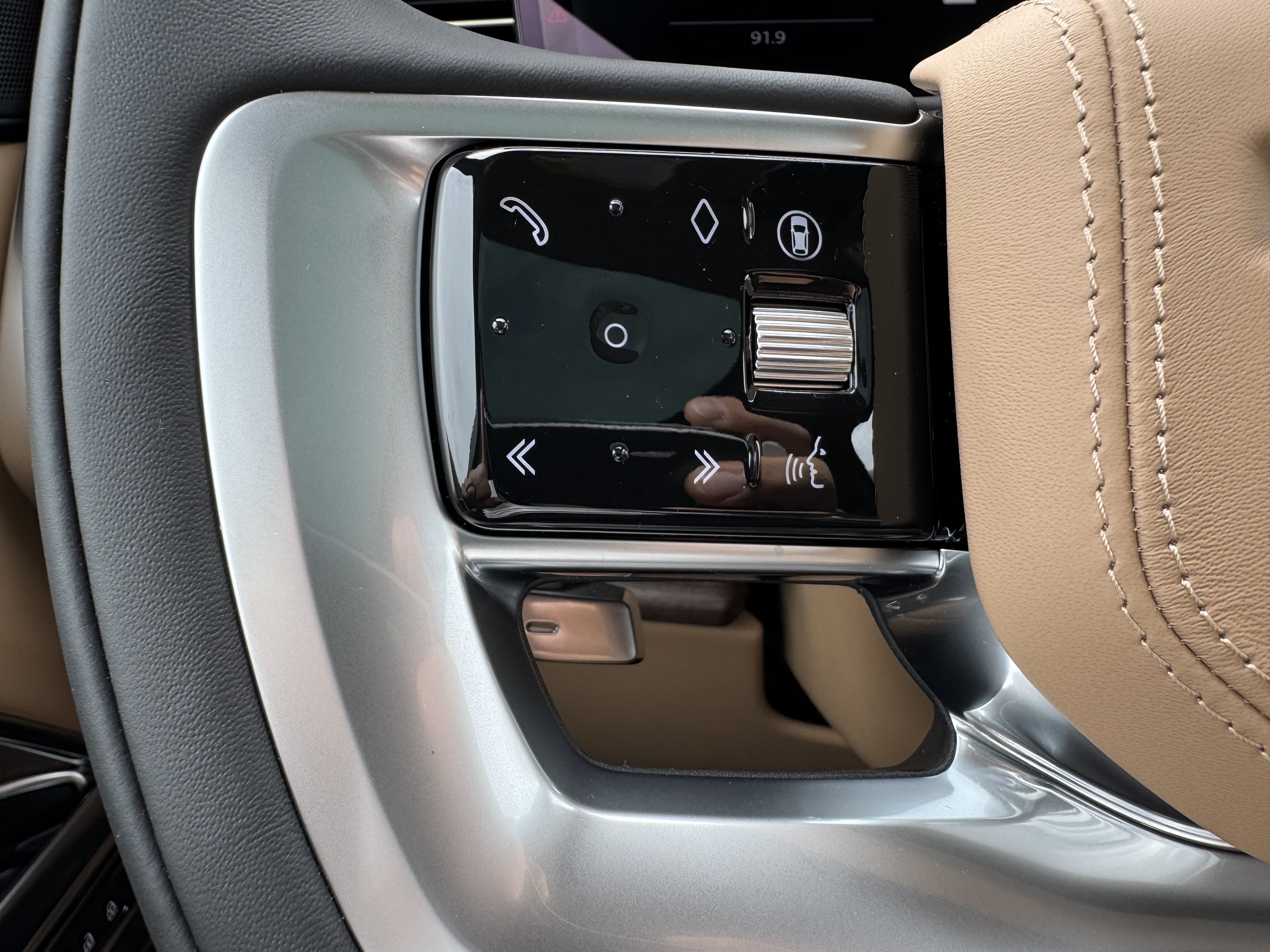 New 2027 Land Rover Range Rover SE AWD/4WD image 16