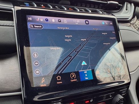 Used 2024 Jeep Grand Cherokee Limited 4xe image 9