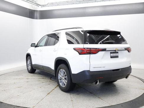 Used 2022 Chevrolet Traverse LT AWD/4WD image 3