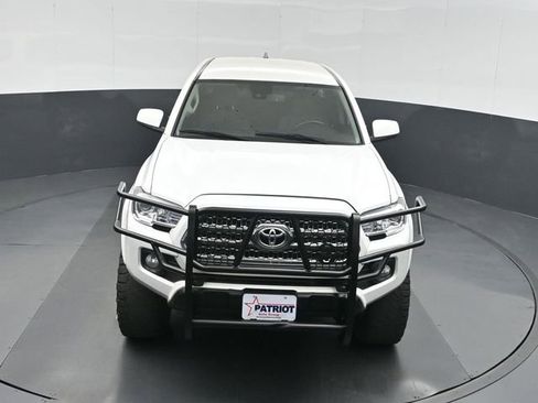 Used 2023 Toyota Tacoma SR5 RWD image 34