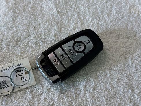 Certified 2023 Ford Edge SEL w/ Convenience Package image 30