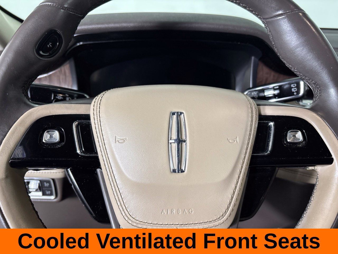 Used 2020 Lincoln Aviator Reserve w/ Equipment Group 201A AWD/4WD image 18