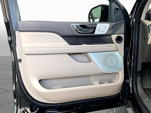 Used 2022 Lincoln Navigator L Reserve RWD image 22