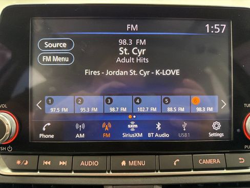 Used 2021 Nissan Altima 2.5 SR w/ SR Premium Package FWD image 26