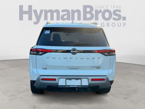 Certified 2023 Nissan Pathfinder Platinum image 4