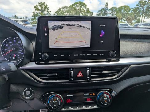 Certified 2023 Kia Forte GT-Line w/ GT-Line Technology Package FWD image 25