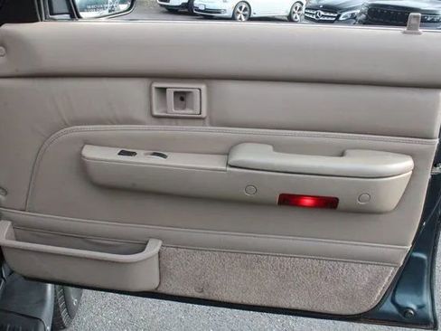 Used 1995 Toyota 4Runner SR5 image 38