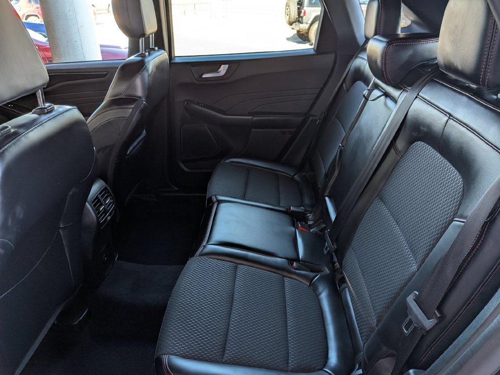 Used 2026 Ford Escape ST-Line AWD/4WD image 27