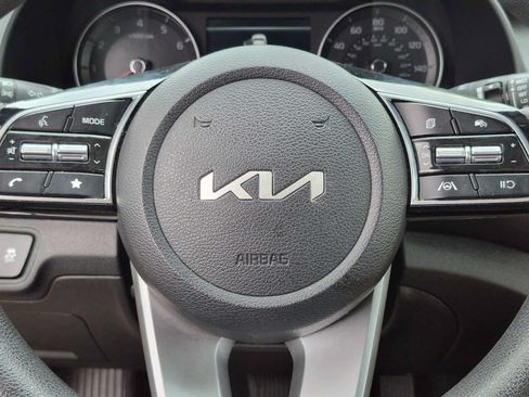 Certified 2024 Kia Forte LXS FWD image 15