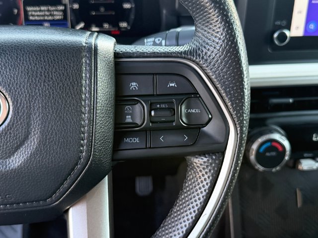 Used 2024 Toyota Tacoma TRD Off-Road AWD/4WD image 15