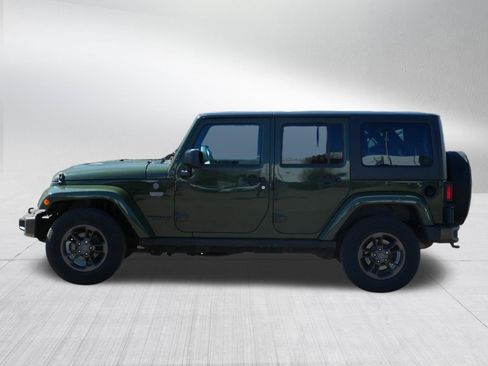 Used 2016 Jeep Wrangler Unlimited Sahara AWD/4WD image 4