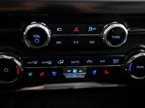 Used 2025 Ford F150 Raptor image 28