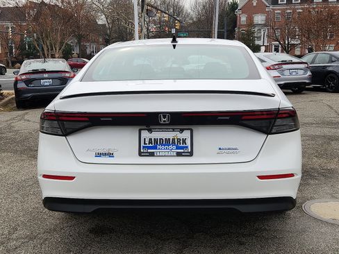 Used 2025 Honda Accord Sport image 5