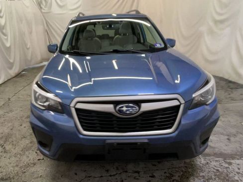 Used 2019 Subaru Forester Premium image 3