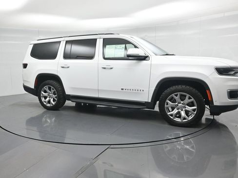 Used 2022 Jeep Wagoneer Series II image 25