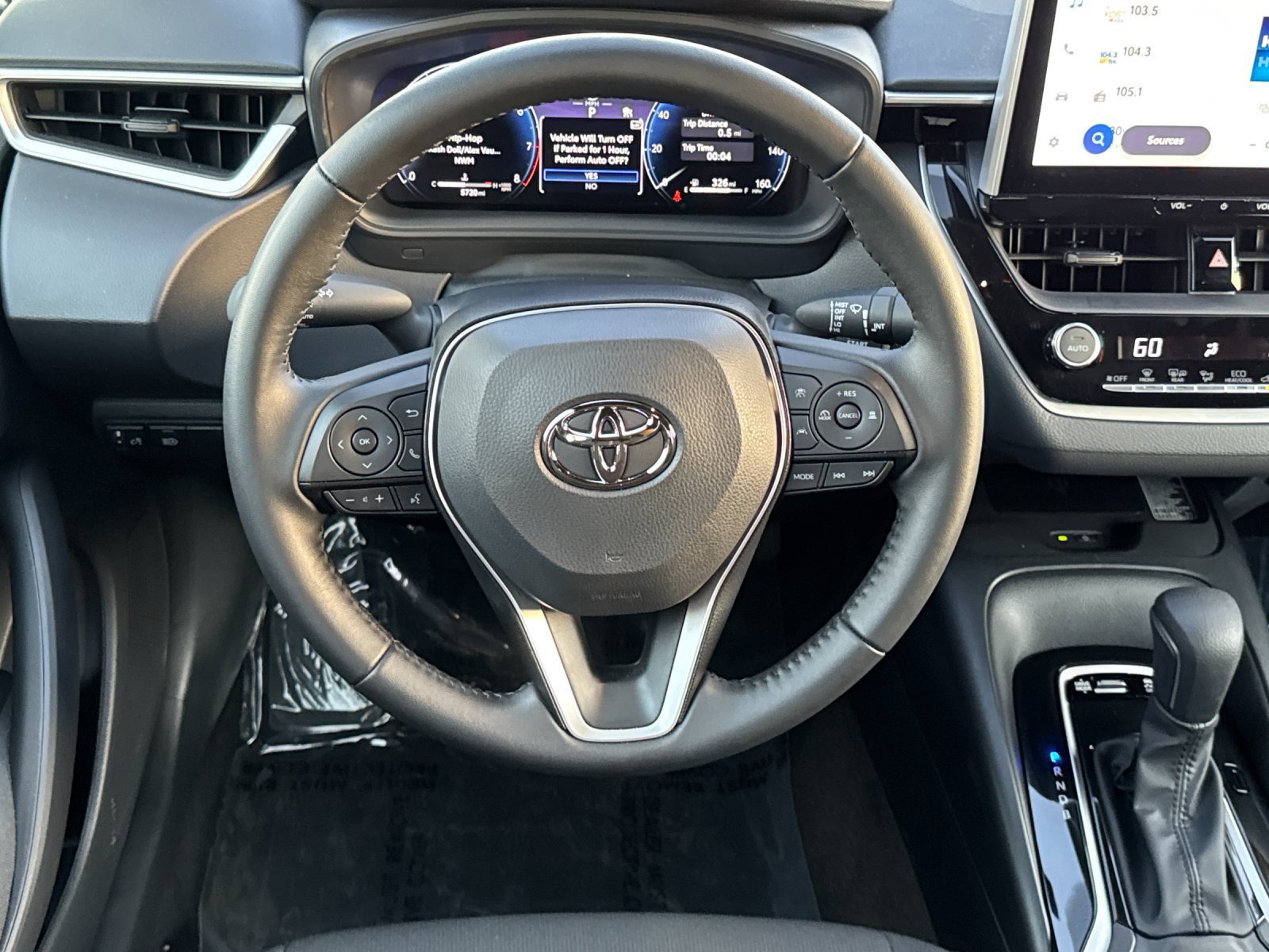 Used 2026 Toyota Corolla SE w/ SE Package FWD image 14