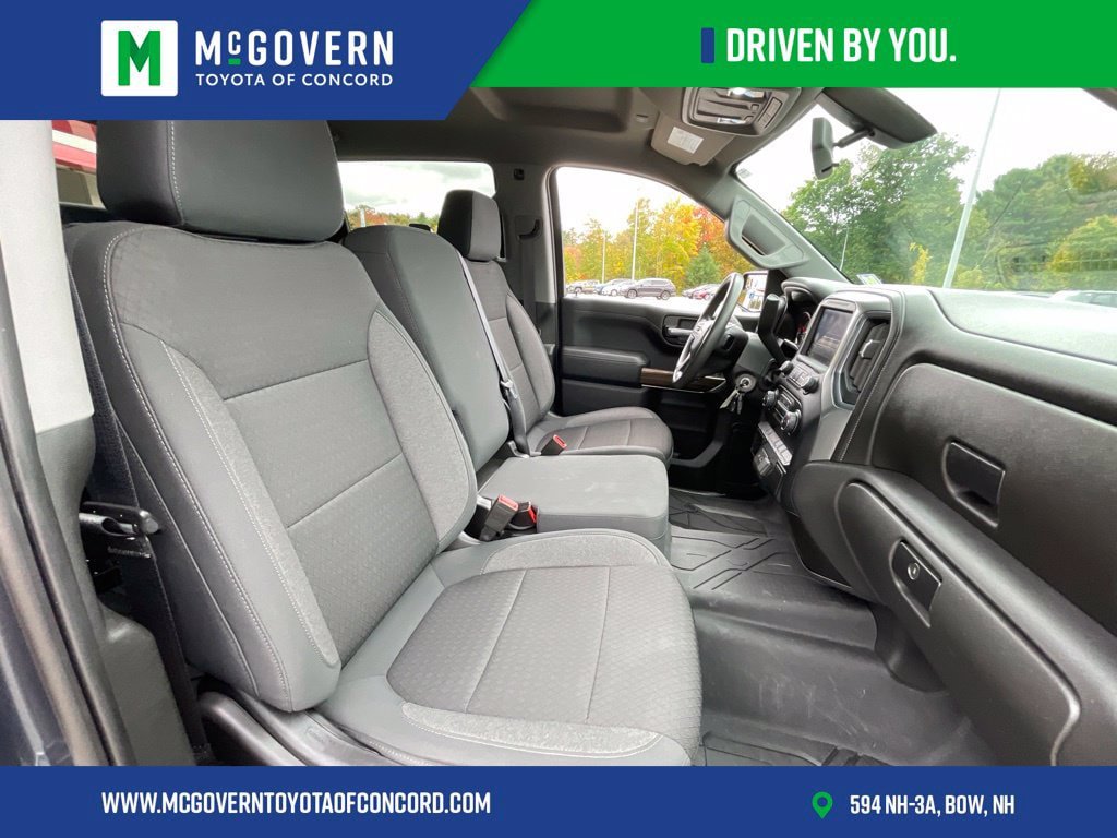 Used 2020 Chevrolet Silverado 1500 LT w/ LT Value Package AWD/4WD image 29