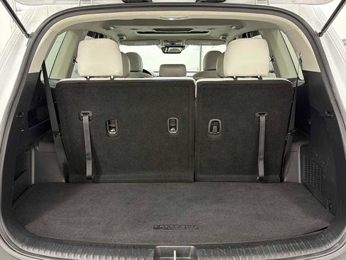 Used 2020 Kia Telluride S w/ S 8 Passenger Seating Package AWD/4WD image 28