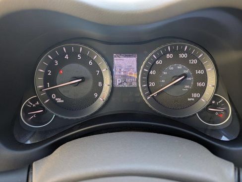 Used 2012 INFINITI M37 w/ Premium Pkg image 35