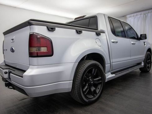 Used 2009 Ford Explorer Sport Trac Adrenalin image 30