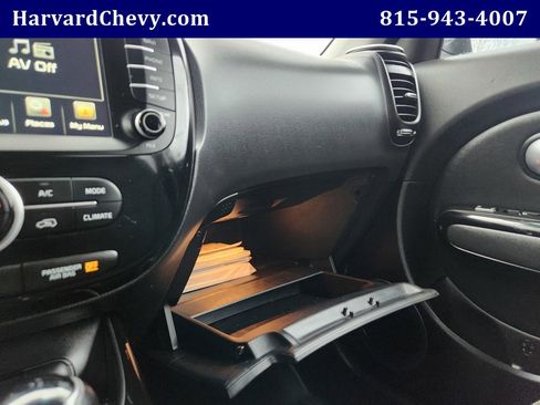 Used 2016 Kia Soul + w/ Audio Package image 12