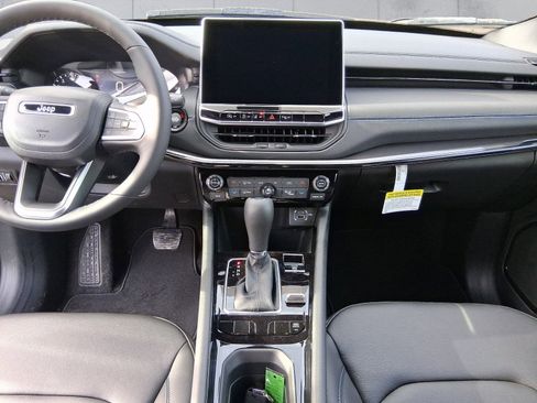 New 2026 Jeep Compass Limited image 12