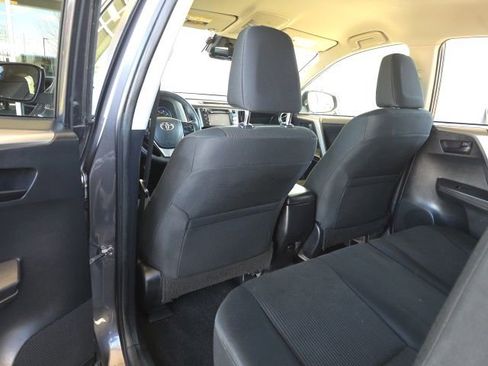 Used 2018 Toyota RAV4 LE w/ All Weather Liner Package AWD/4WD image 16