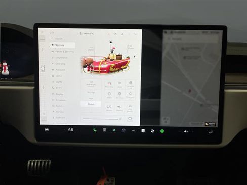 Used 2022 Tesla Model S image 8