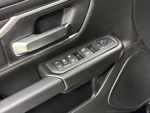 New 2026 RAM 1500 4x4 Crew Cab image 16