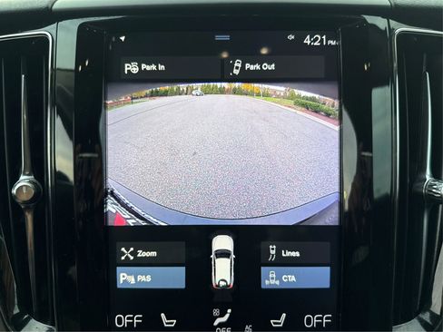 Used 2018 Volvo XC60 T5 Momentum w/ Vision Package image 25