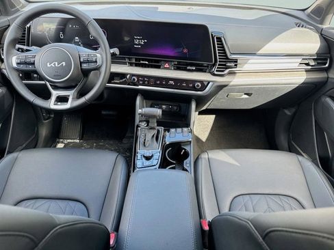 Used 2025 Kia Sportage X-Line image 9