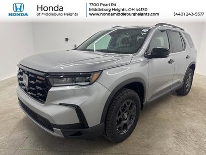 New 2025 Honda Pilot TrailSport