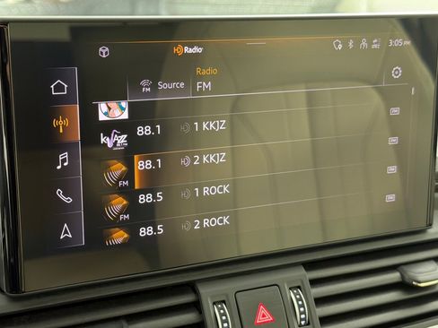 Used 2023 Audi Q5 2.0T Premium w/ Convenience Package AWD/4WD image 17
