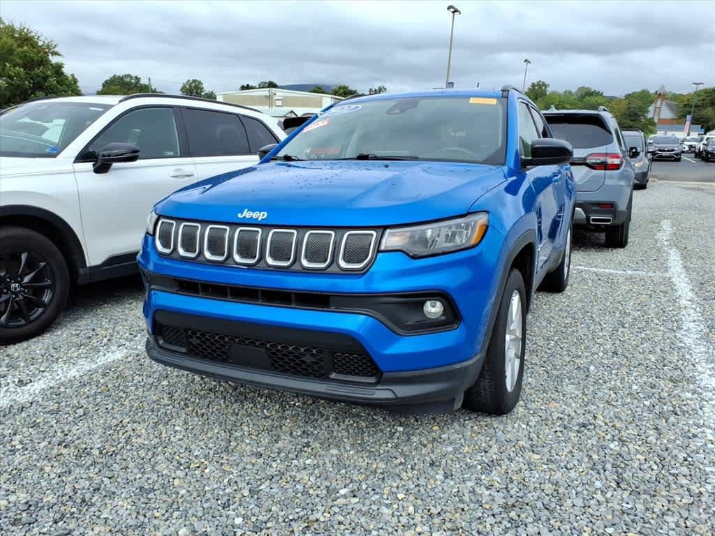 Used 2022 Jeep Compass Latitude AWD/4WD image 4