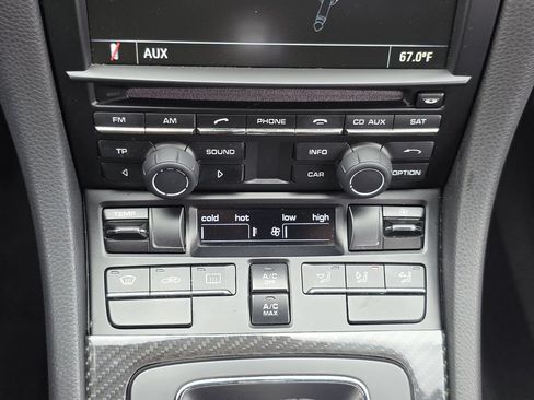 Used 2016 Porsche Cayman RWD image 16