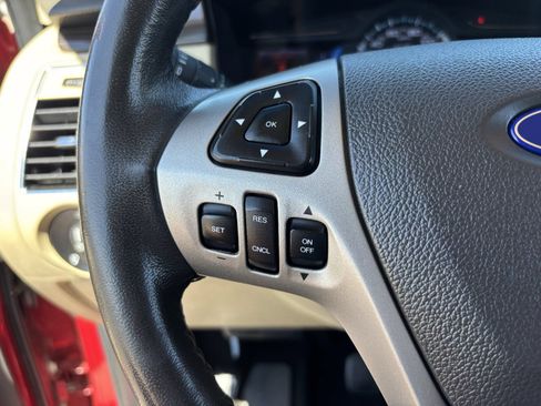 Used 2013 Ford Flex SEL FWD image 28