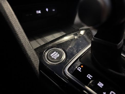 Certified 2025 Kia Sportage X-Pro AWD/4WD image 8