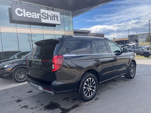 Used 2025 Ford Expedition Platinum image 6