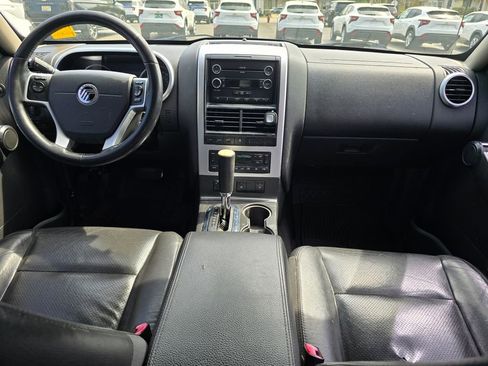 Used 2009 Mercury Mountaineer Premier image 3