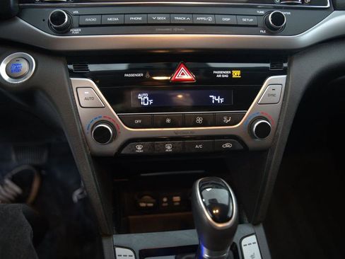 Used 2018 Hyundai Elantra Value Edition w/ Cargo Package FWD image 11