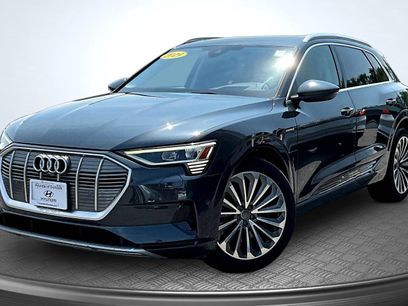 Used 2019 Audi e-tron Prestige w/ Prestige Package