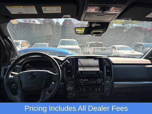 Used 2023 Nissan Titan PRO-4X w/ Pro-4x Convenience Package AWD/4WD image 6