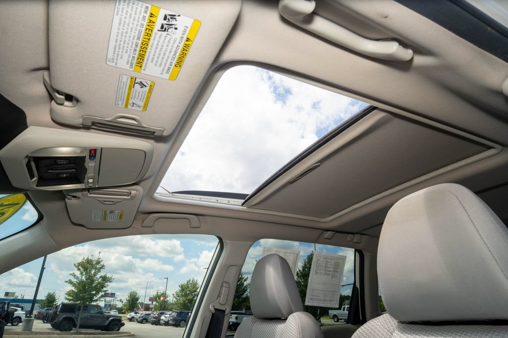 Used 2024 Subaru Forester Premium AWD/4WD image 12
