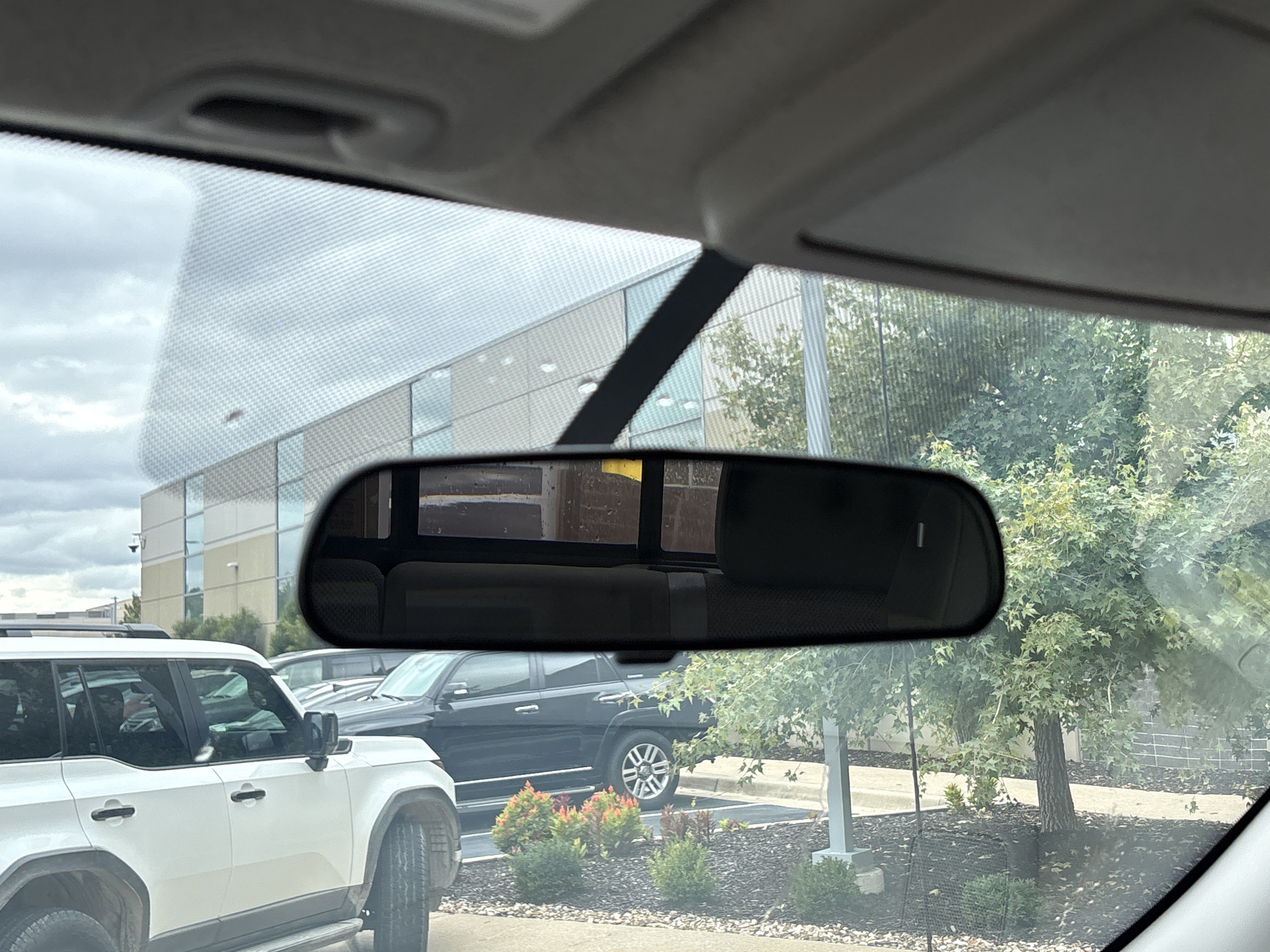 Used 2018 Nissan Frontier SV AWD/4WD image 26