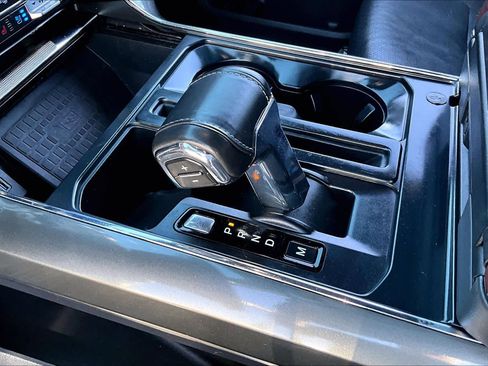 Used 2022 Ford F150 Lariat w/ Equipment Group 502A High image 15