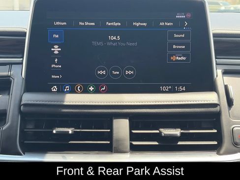 Used 2021 Chevrolet Suburban LT w/ LT Signature Package AWD/4WD image 20
