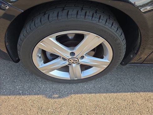 Used 2012 Volkswagen Eos Lux image 14