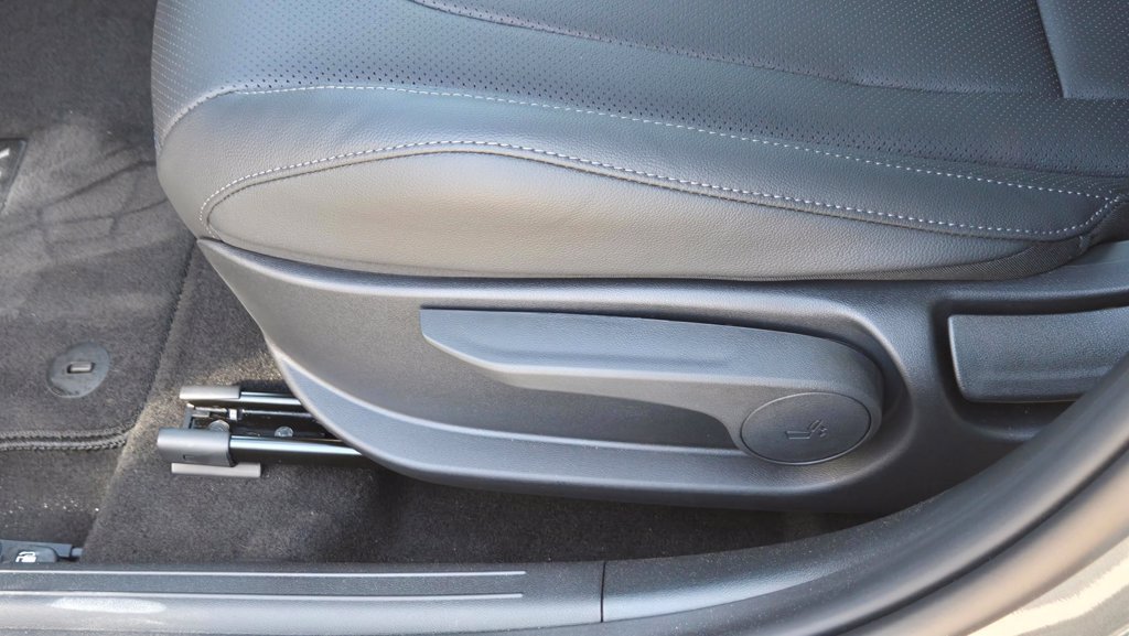 New 2026 Hyundai Elantra SEL Sport FWD image 12
