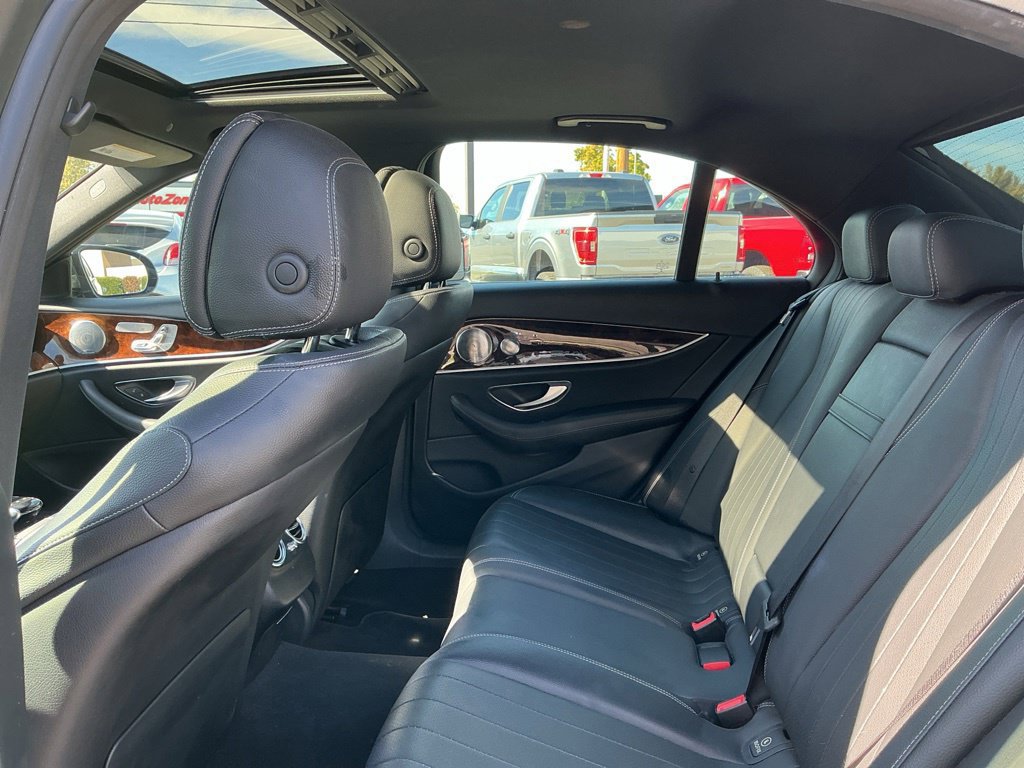 Used 2017 Mercedes-Benz E 300 4MATIC image 17